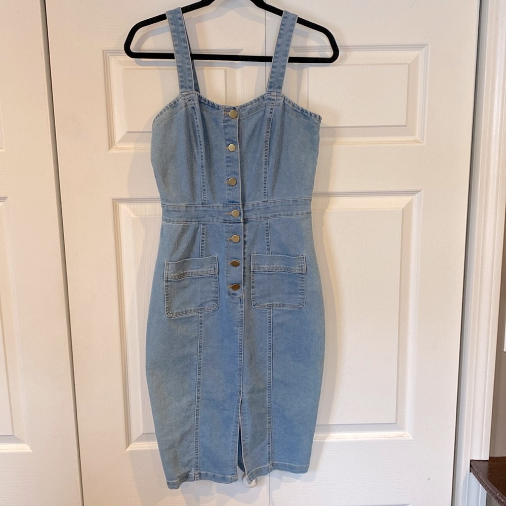 Midi button-up denim dress, size small